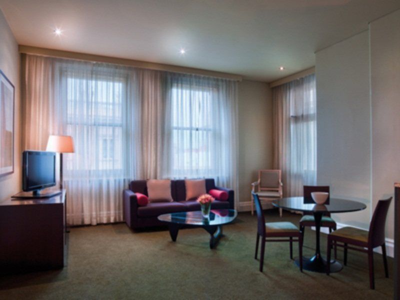 Adina Apartment Hotel Adelaide Treasury Exteriör bild